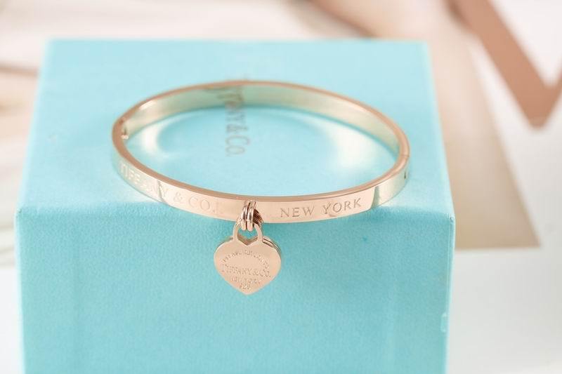 Tiffany&Co Bracelets 38